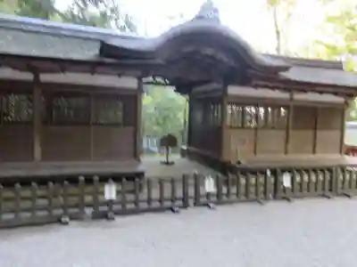 石上神宮の山門・神門