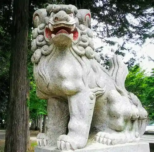 秋津神社の狛犬