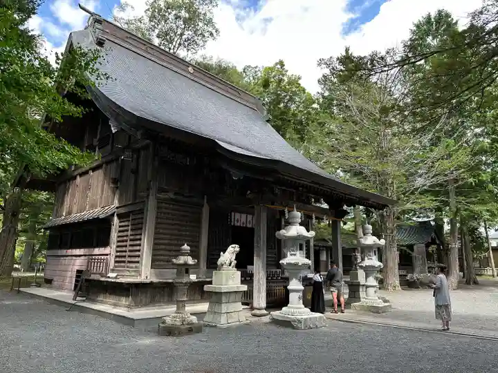 淺間神社(忍野八海)の本殿・本堂