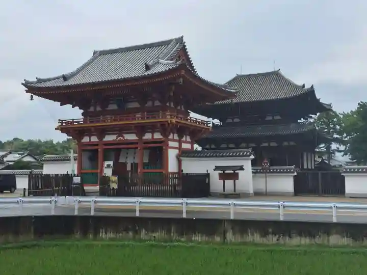喜光寺の山門・神門