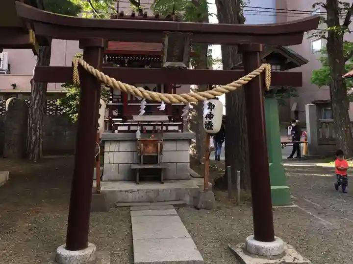 三吉神社の末社・摂社