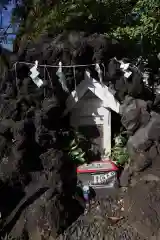 鳩森八幡神社の末社