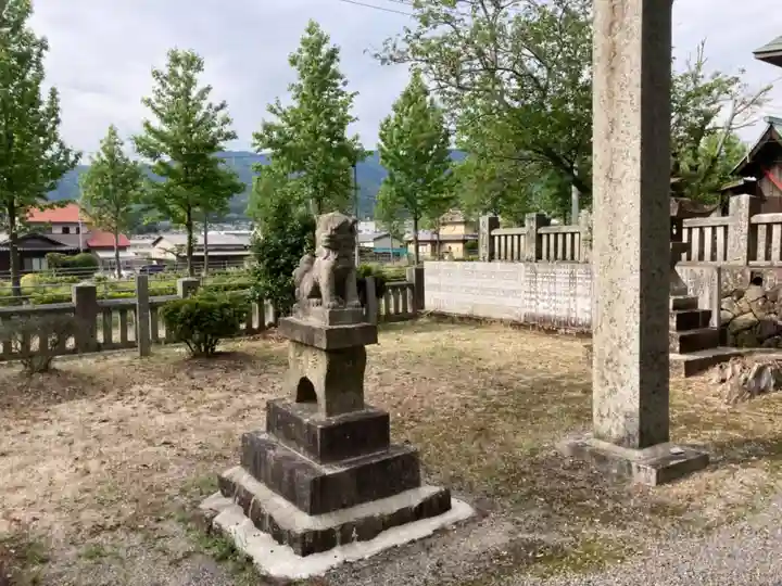 三島神社の狛犬