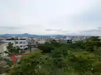 義照稲荷神社・稲荷命婦元宮(建勲神社末社)の{uncategorized: "未分類", other: "その他", undefined: "問題あり", building: "その他建物", grave: "お墓", sacred_gate: "鳥居", guardian: "狛犬", statue: "像", buddha: "仏像", history: "歴史", nature: "自然", garden: "庭園", animal: "動物", pagoda: "塔", temizu: "手水舎", mountain_gate: "山門・神門", sanctuary: "本殿・本堂", subordinate: "末社・摂社", art: "芸術", scenery: "景色", jizo: "地蔵", ema: "絵馬", goshuin: "御朱印", omikuji: "おみくじ", items: "授与品その他", amulet: "お守り", goshuincho: "御朱印帳", eats: "食事", festival: "お祭り", votive_dance: "神楽", shichigosan: "七五三参", wedding: "結婚式", experience: "体験その他", initially: "初詣", around: "周辺", anti_infection: "感染症対策"}