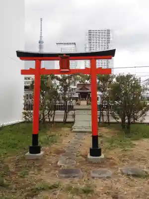 伏見稲荷神社(東京都)