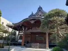 立法寺の本殿