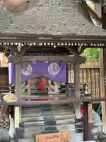 被官稲荷神社の本殿・本堂