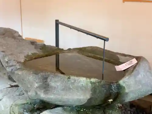 星川杉山神社の手水舎