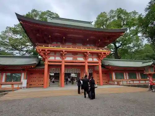 武蔵一宮氷川神社の山門・神門