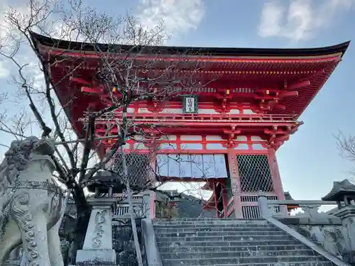 清水寺の山門・神門
