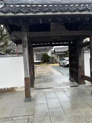 長全寺の山門