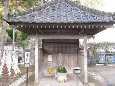 誕生寺のその他建物