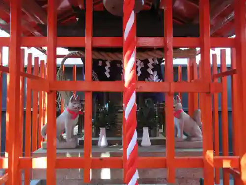 金綱稲荷神社の本殿・本堂