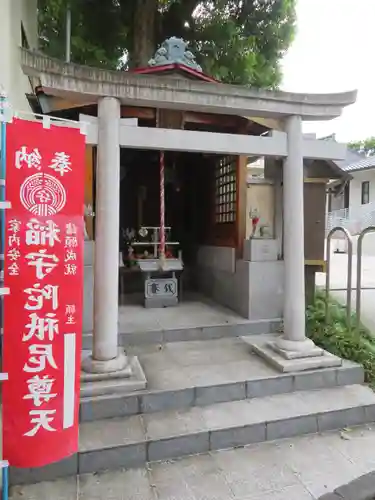 稲守稲荷神社の鳥居