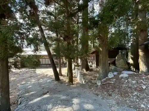 大宮飯沼神社の{uncategorized: "未分類", other: "その他", undefined: "問題あり", building: "その他建物", grave: "お墓", sacred_gate: "鳥居", guardian: "狛犬", statue: "像", buddha: "仏像", history: "歴史", nature: "自然", garden: "庭園", animal: "動物", pagoda: "塔", temizu: "手水舎", mountain_gate: "山門・神門", sanctuary: "本殿・本堂", subordinate: "末社・摂社", art: "芸術", scenery: "景色", jizo: "地蔵", ema: "絵馬", goshuin: "御朱印", omikuji: "おみくじ", items: "授与品その他", amulet: "お守り", goshuincho: "御朱印帳", eats: "食事", festival: "お祭り", votive_dance: "神楽", shichigosan: "七五三参", wedding: "結婚式", experience: "体験その他", initially: "初詣", around: "周辺", anti_infection: "感染症対策"}