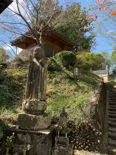 馬頭院の地蔵