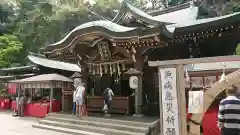 江島神社の本殿