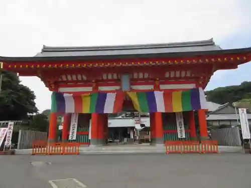 満願寺の山門