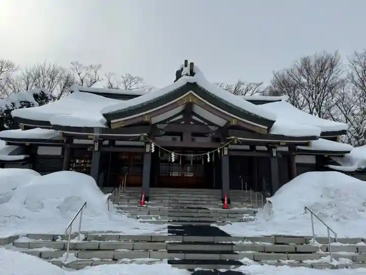 札幌護國神社の本殿・本堂