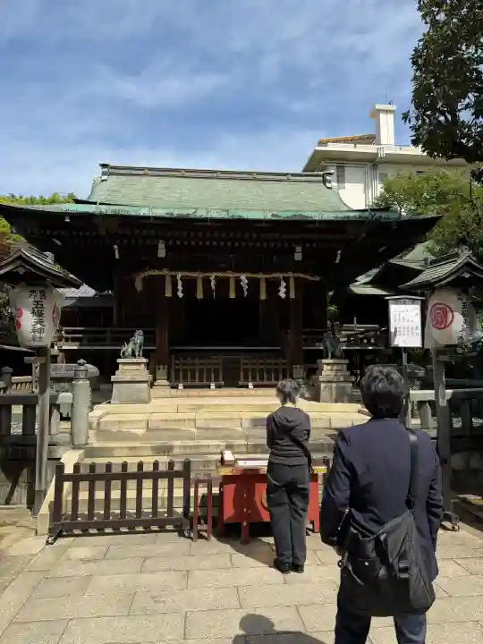 五條天神社の{uncategorized: "未分類", other: "その他", undefined: "問題あり", building: "その他建物", grave: "お墓", sacred_gate: "鳥居", guardian: "狛犬", statue: "像", buddha: "仏像", history: "歴史", nature: "自然", garden: "庭園", animal: "動物", pagoda: "塔", temizu: "手水舎", mountain_gate: "山門・神門", sanctuary: "本殿・本堂", subordinate: "末社・摂社", art: "芸術", scenery: "景色", jizo: "地蔵", ema: "絵馬", goshuin: "御朱印", omikuji: "おみくじ", items: "授与品その他", amulet: "お守り", goshuincho: "御朱印帳", eats: "食事", festival: "お祭り", votive_dance: "神楽", shichigosan: "七五三参", wedding: "結婚式", experience: "体験その他", initially: "初詣", around: "周辺", anti_infection: "感染症対策"}