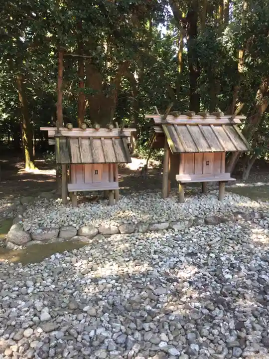 神服織機殿神社(皇大神宮所管社)の末社・摂社