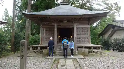 中尊寺金色堂(岩手県)