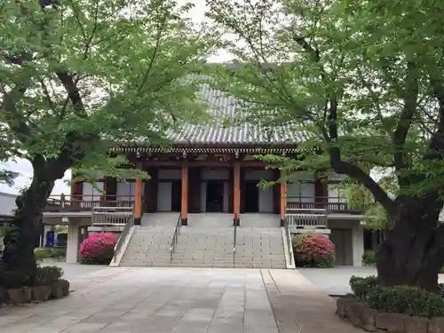 伝通院の本殿・本堂