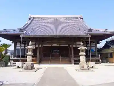 光恩寺の本殿・本堂