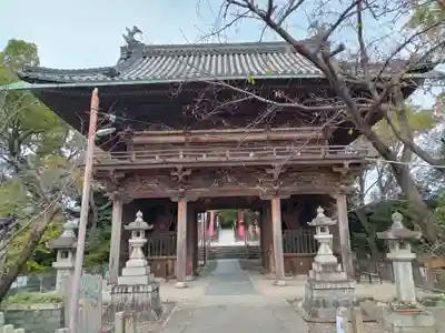 笠覆寺 (笠寺観音)の山門・神門