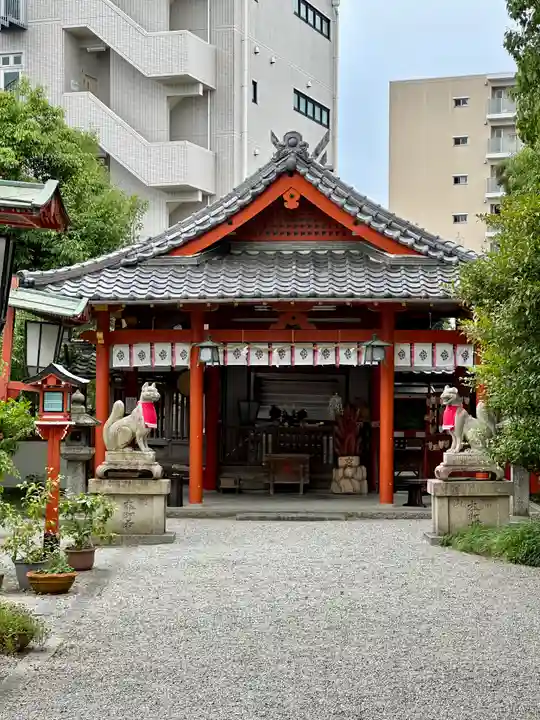 源九郎稲荷神社の本殿・本堂