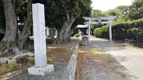 八幡神社の鳥居