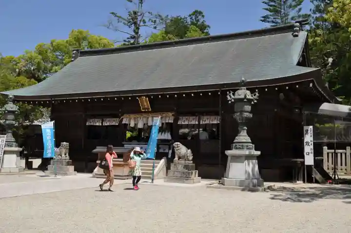 伊弉諾神宮の本殿・本堂