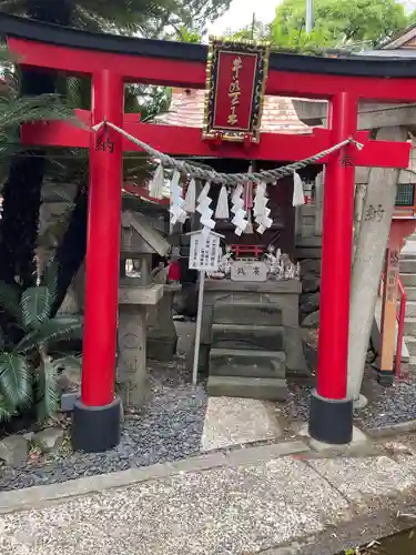 瓢箪山稲荷神社の末社