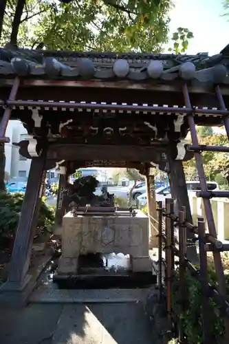 白山神社の手水