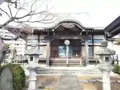 慈眼寺の本殿