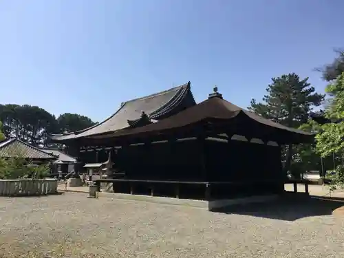 鶴林寺の本殿・本堂