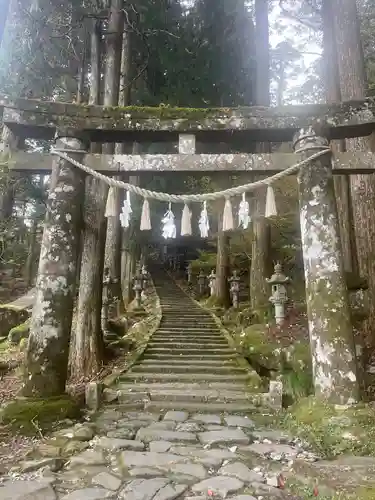 英彦山豊前坊高住神社(福岡県)