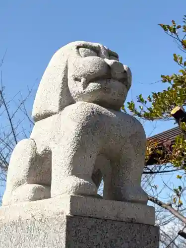 赤城神社の{uncategorized: "未分類", other: "その他", undefined: "問題あり", building: "その他建物", grave: "お墓", sacred_gate: "鳥居", guardian: "狛犬", statue: "像", buddha: "仏像", history: "歴史", nature: "自然", garden: "庭園", animal: "動物", pagoda: "塔", temizu: "手水舎", mountain_gate: "山門・神門", sanctuary: "本殿・本堂", subordinate: "末社・摂社", art: "芸術", scenery: "景色", jizo: "地蔵", ema: "絵馬", goshuin: "御朱印", omikuji: "おみくじ", items: "授与品その他", amulet: "お守り", goshuincho: "御朱印帳", eats: "食事", festival: "お祭り", votive_dance: "神楽", shichigosan: "七五三参", wedding: "結婚式", experience: "体験その他", initially: "初詣", around: "周辺", anti_infection: "感染症対策"}