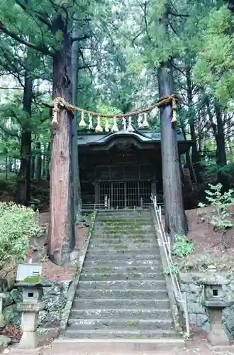 足長神社の建物その他