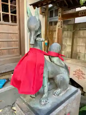 亀住稲荷神社の{uncategorized: "未分類", other: "その他", undefined: "問題あり", building: "その他建物", grave: "お墓", sacred_gate: "鳥居", guardian: "狛犬", statue: "像", buddha: "仏像", history: "歴史", nature: "自然", garden: "庭園", animal: "動物", pagoda: "塔", temizu: "手水舎", mountain_gate: "山門・神門", sanctuary: "本殿・本堂", subordinate: "末社・摂社", art: "芸術", scenery: "景色", jizo: "地蔵", ema: "絵馬", goshuin: "御朱印", omikuji: "おみくじ", items: "授与品その他", amulet: "お守り", goshuincho: "御朱印帳", eats: "食事", festival: "お祭り", votive_dance: "神楽", shichigosan: "七五三参", wedding: "結婚式", experience: "体験その他", initially: "初詣", around: "周辺", anti_infection: "感染症対策"}