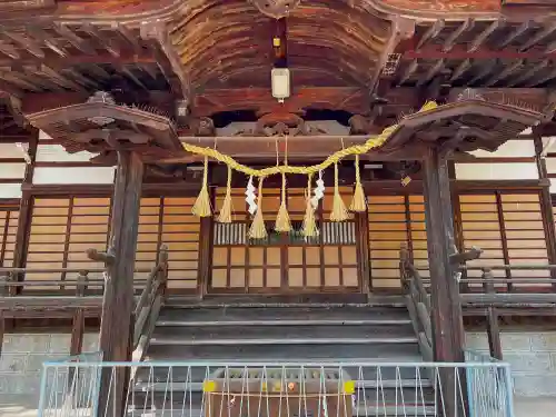 美和神社の本殿