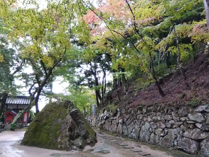 瓦屋寺(滋賀県)