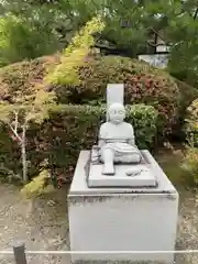 井山 宝福寺の像