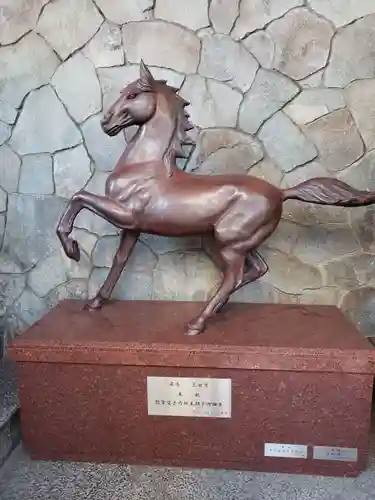 初音森神社の狛犬