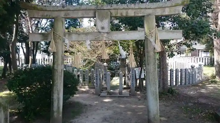 泊神社の鳥居