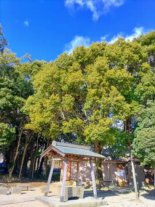 内外神明社の手水舎
