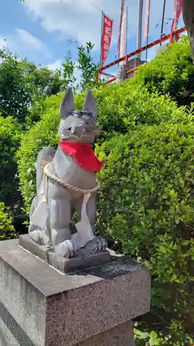 塚越稲荷神社の狛犬