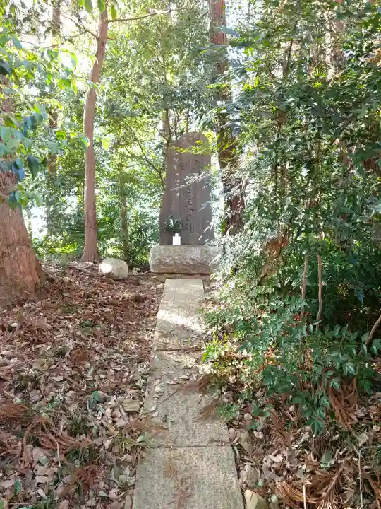 大蔵神社の{uncategorized: "未分類", other: "その他", undefined: "問題あり", building: "その他建物", grave: "お墓", sacred_gate: "鳥居", guardian: "狛犬", statue: "像", buddha: "仏像", history: "歴史", nature: "自然", garden: "庭園", animal: "動物", pagoda: "塔", temizu: "手水舎", mountain_gate: "山門・神門", sanctuary: "本殿・本堂", subordinate: "末社・摂社", art: "芸術", scenery: "景色", jizo: "地蔵", ema: "絵馬", goshuin: "御朱印", omikuji: "おみくじ", items: "授与品その他", amulet: "お守り", goshuincho: "御朱印帳", eats: "食事", festival: "お祭り", votive_dance: "神楽", shichigosan: "七五三参", wedding: "結婚式", experience: "体験その他", initially: "初詣", around: "周辺", anti_infection: "感染症対策"}