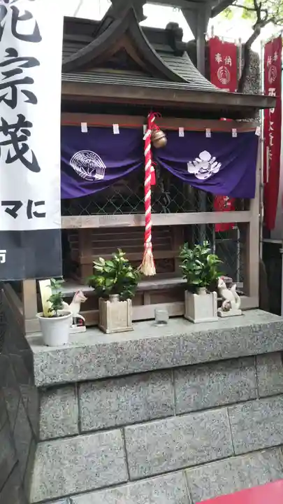 太郎稲荷神社の末社・摂社
