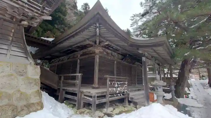 宝珠山 立石寺の{uncategorized: "未分類", other: "その他", undefined: "問題あり", building: "その他建物", grave: "お墓", sacred_gate: "鳥居", guardian: "狛犬", statue: "像", buddha: "仏像", history: "歴史", nature: "自然", garden: "庭園", animal: "動物", pagoda: "塔", temizu: "手水舎", mountain_gate: "山門・神門", sanctuary: "本殿・本堂", subordinate: "末社・摂社", art: "芸術", scenery: "景色", jizo: "地蔵", ema: "絵馬", goshuin: "御朱印", omikuji: "おみくじ", items: "授与品その他", amulet: "お守り", goshuincho: "御朱印帳", eats: "食事", festival: "お祭り", votive_dance: "神楽", shichigosan: "七五三参", wedding: "結婚式", experience: "体験その他", initially: "初詣", around: "周辺", anti_infection: "感染症対策"}